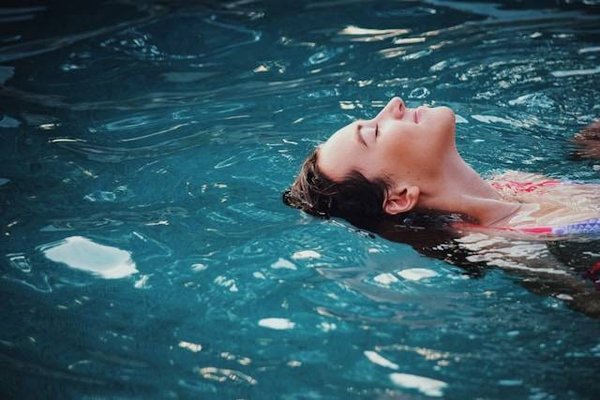 Top 10 des Campings avec Piscine dans la Drôme pour des Vacances Inoubliables