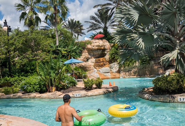 Découvrez les joies du camping à La Rochelle avec parc aquatique : vacances aquatiques inoubliables!